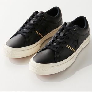 Authentic One Star Low Top Converse